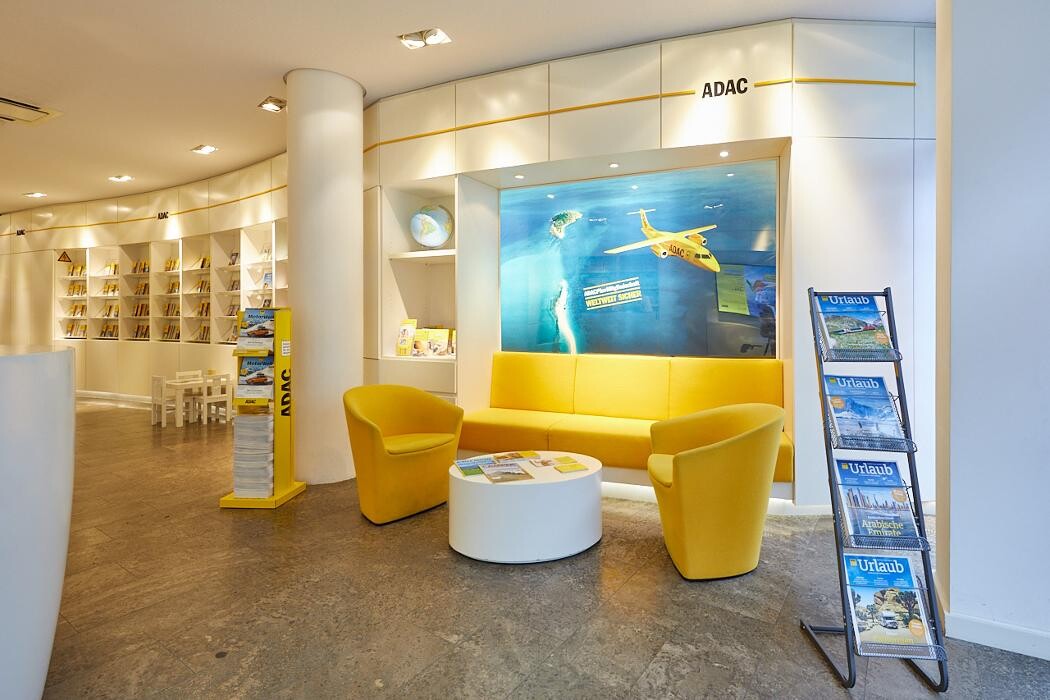 Bilder ADAC & Reisebüro Bad Homburg