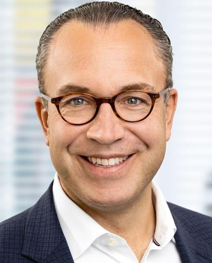 Bilder ERGO Versicherung Philipp Makris