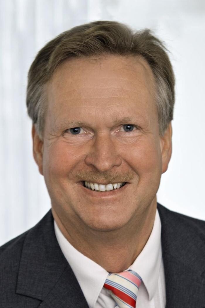 Bilder ERGO Versicherung Heinrich Lübbecke