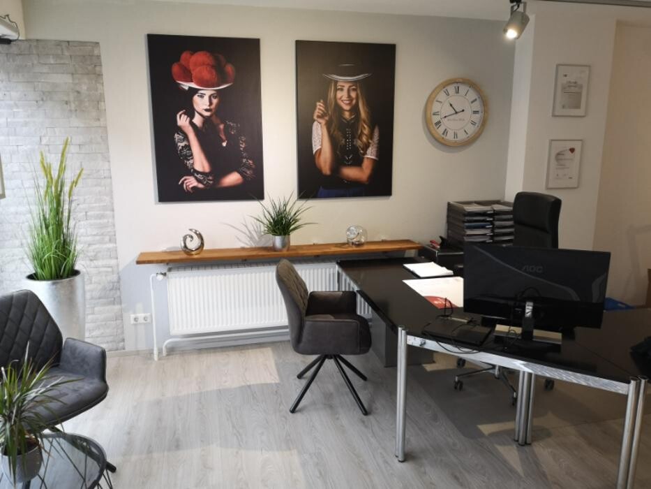 Bilder ERGO Versicherung Roland Schuster