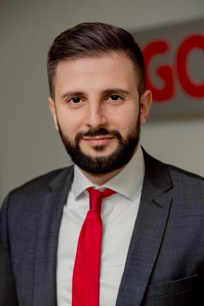 Bilder ERGO Versicherung Mustafa Doksar