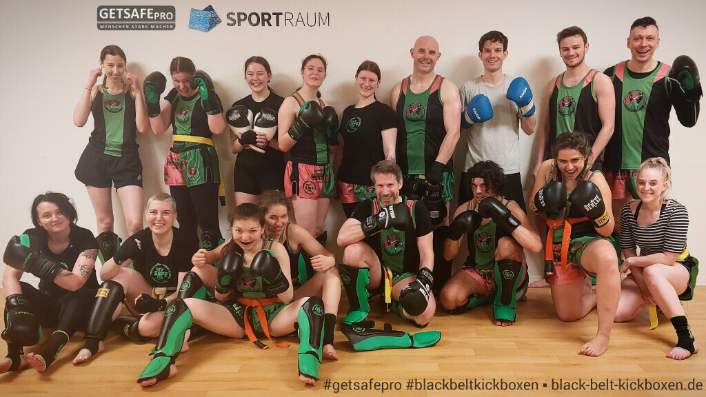 Bilder GETSAFEpro Karate Kickboxen Taekwondo Krav Maga Mainz