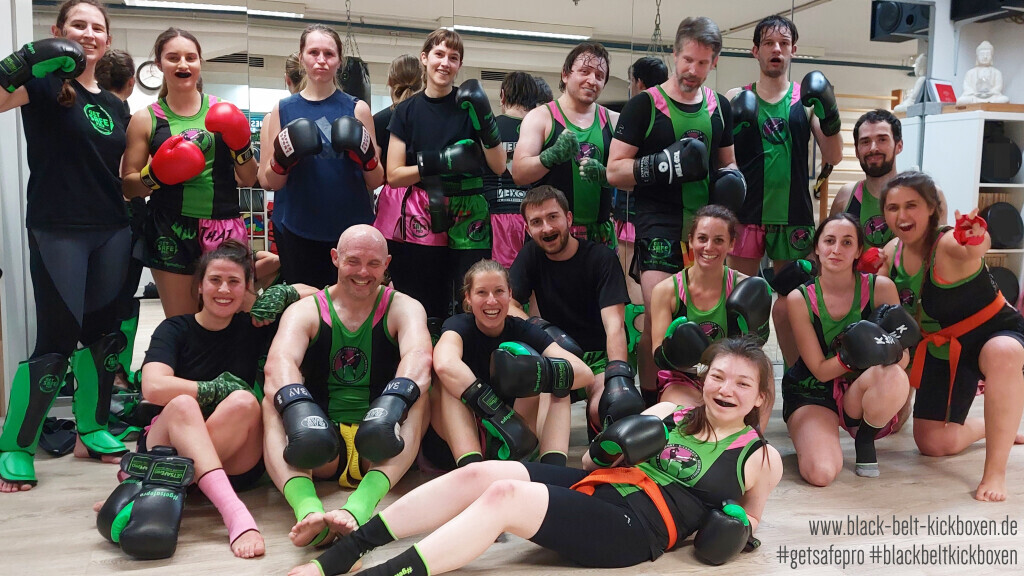 Bilder GETSAFEpro Karate Kickboxen Taekwondo Krav Maga Mainz