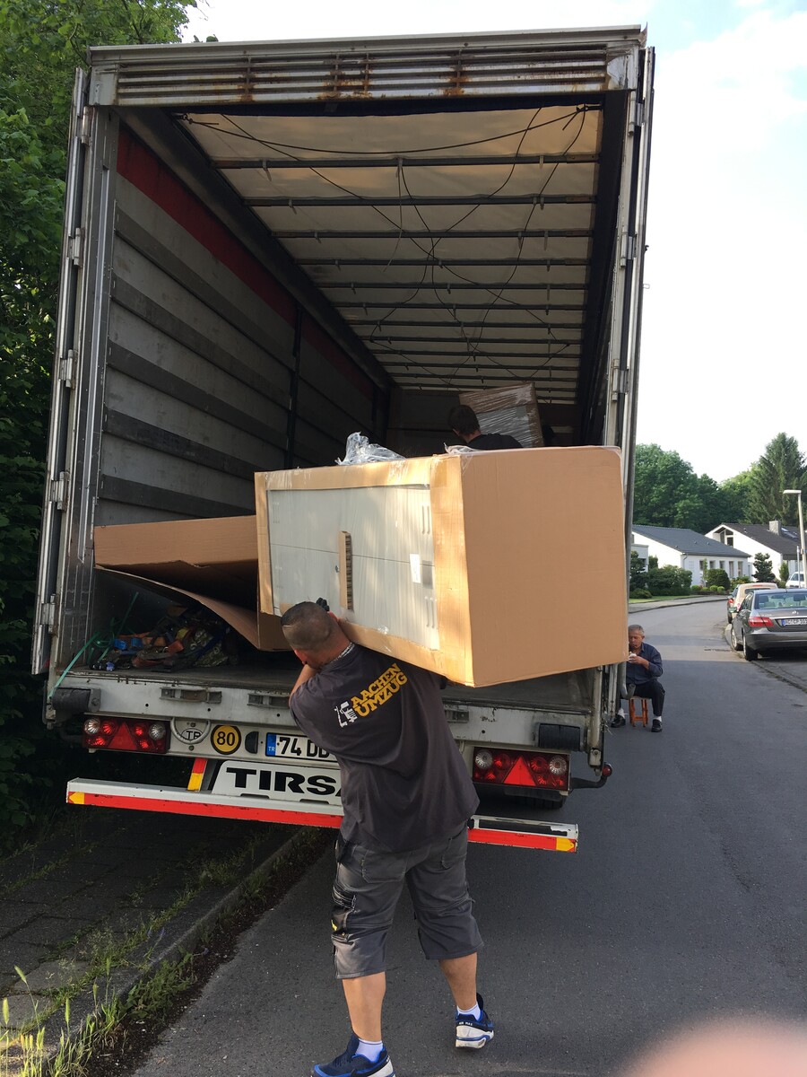 Bilder Aachen Umzug Möbeltransporte & Logistik