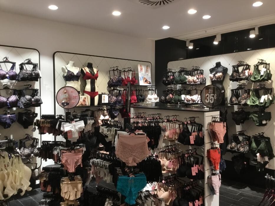 Bilder Hunkemöller