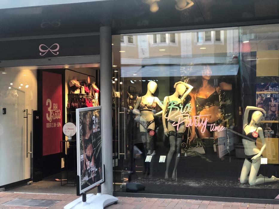 Bilder Hunkemöller