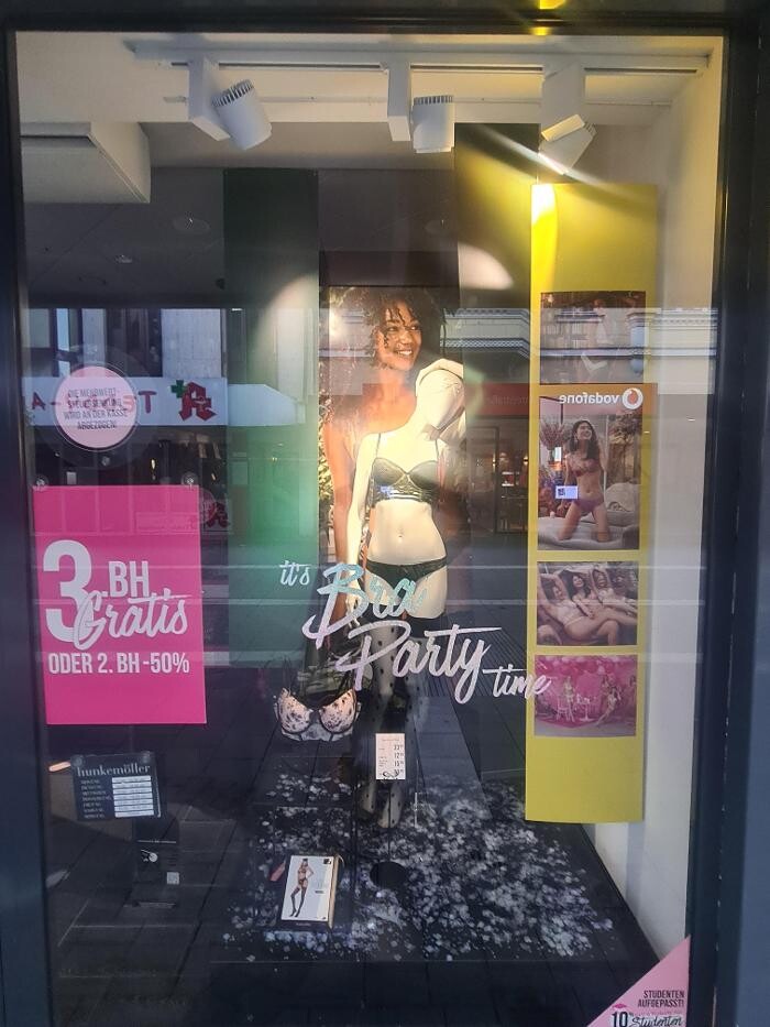 Bilder Hunkemöller