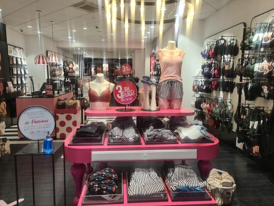 Bilder Hunkemöller