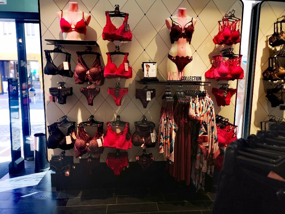 Bilder Hunkemöller