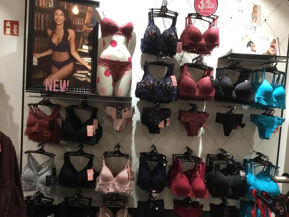 Bilder Hunkemöller