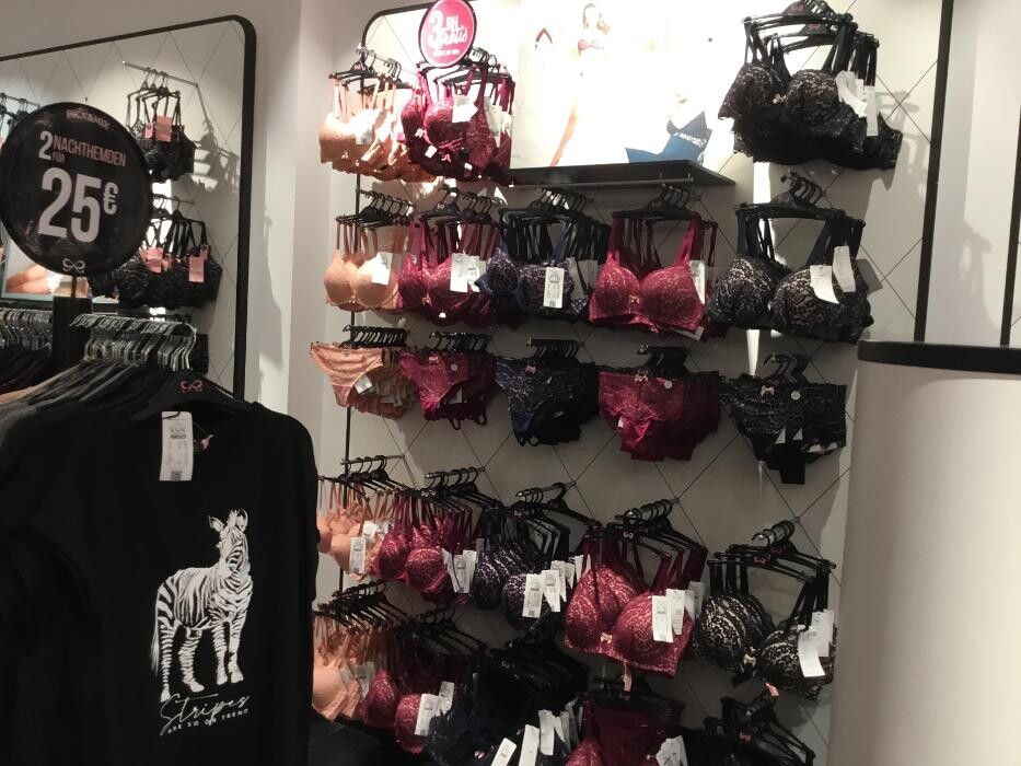 Bilder Hunkemöller