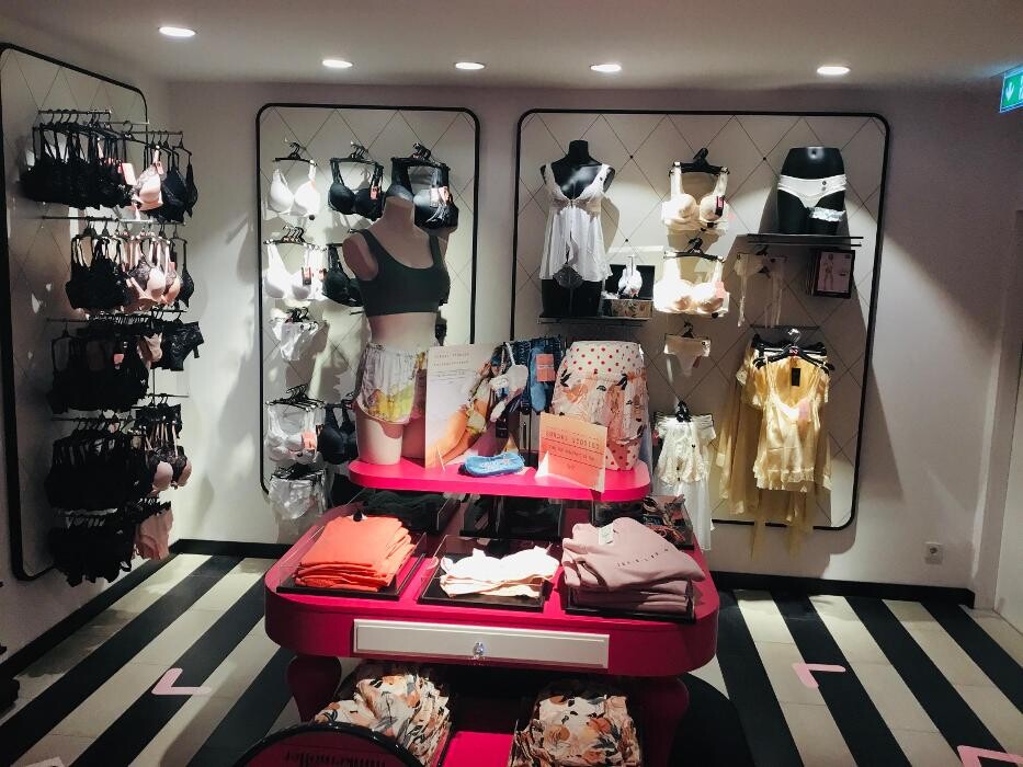 Bilder Hunkemöller