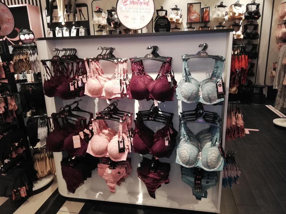 Bilder Hunkemöller