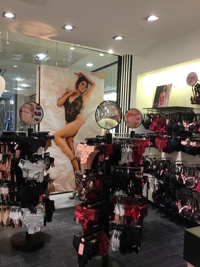 Bilder Hunkemöller