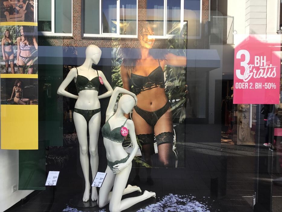 Bilder Hunkemöller