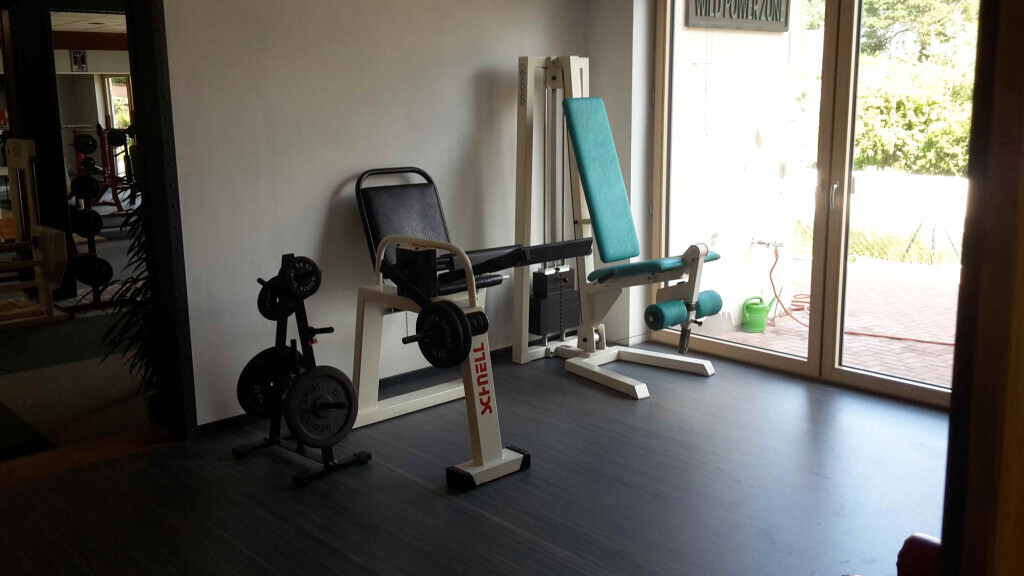 Bilder Wild Power Zone Fitnesscenter