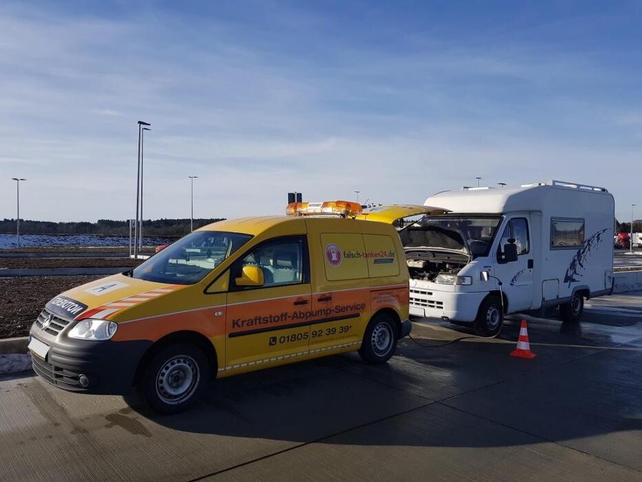Bilder Falsch-Tanken24 | Falsch getankt Notdienst - Mobiler Abpumpservice