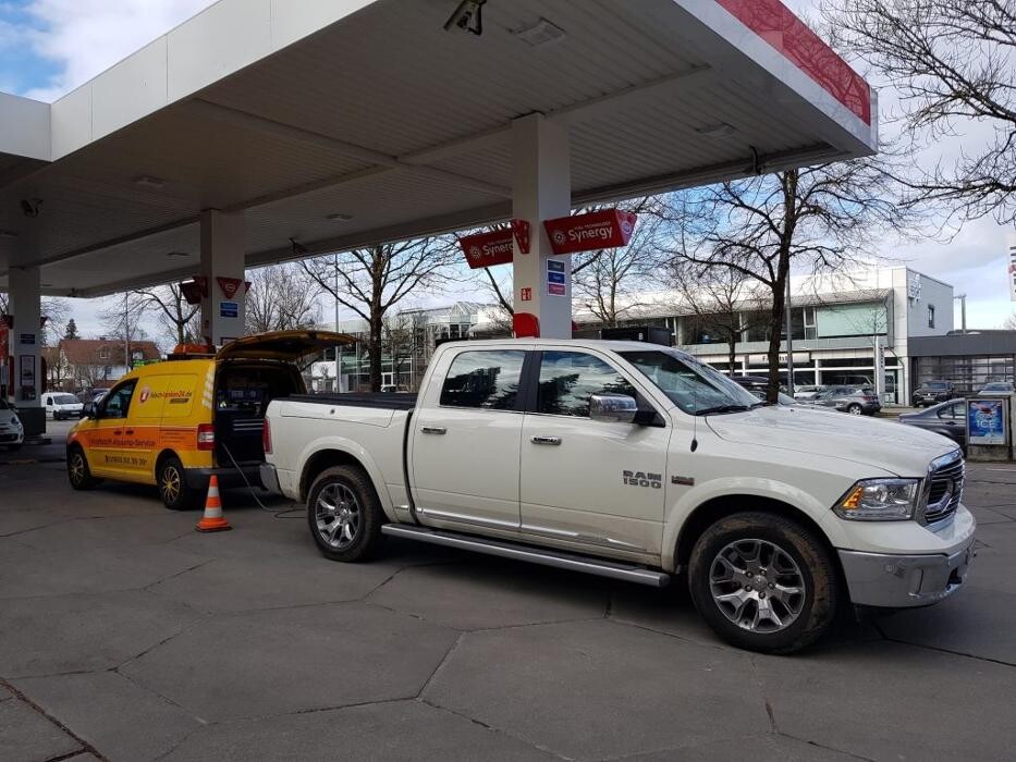 Bilder Falsch-Tanken24 | Falsch getankt Notdienst - Mobiler Abpumpservice