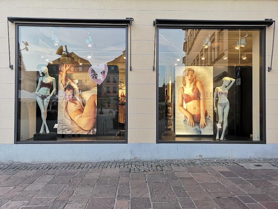 Bilder Hunkemöller