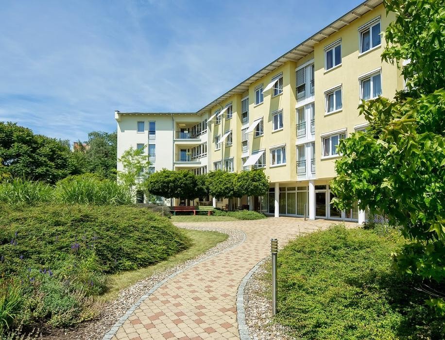 Bilder CURA SeniorenCentrum Halle Lutherbogen