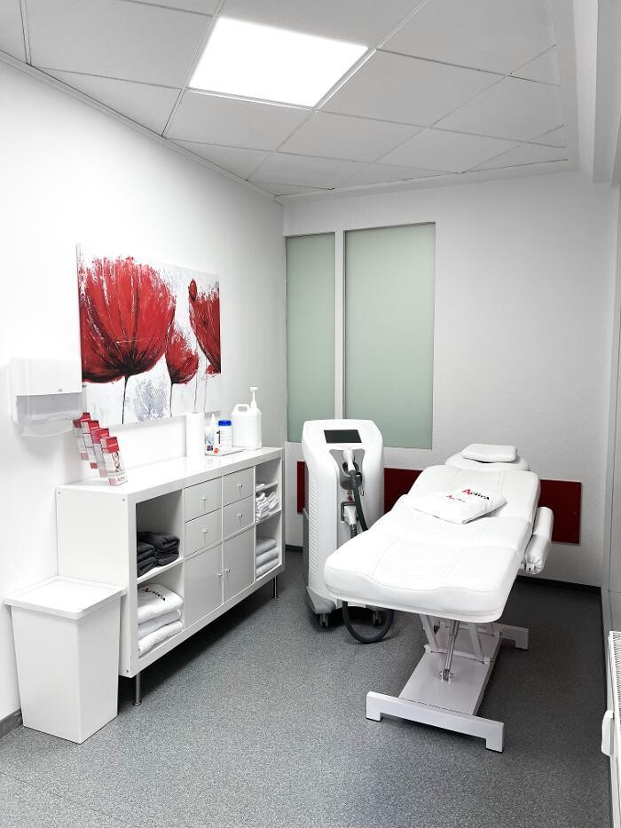 Bilder Activa Laserzentrum & Ästhetik Heilbronn - Laser Haarentfernung & Tattoo Entfernung