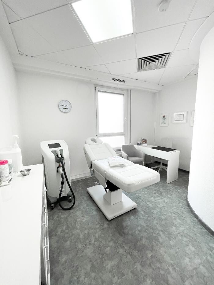 Bilder Activa Laserzentrum & Ästhetik Heilbronn - Laser Haarentfernung & Tattoo Entfernung