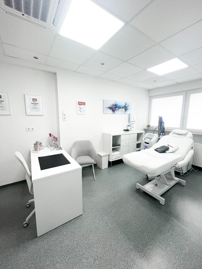 Bilder Activa Laserzentrum & Ästhetik Heilbronn - Laser Haarentfernung & Tattoo Entfernung