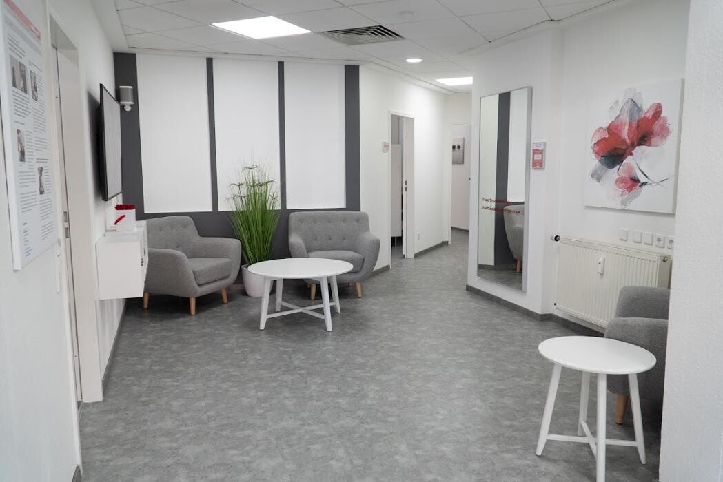 Bilder Activa Laserzentrum & Ästhetik Heilbronn - Laser Haarentfernung & Tattoo Entfernung