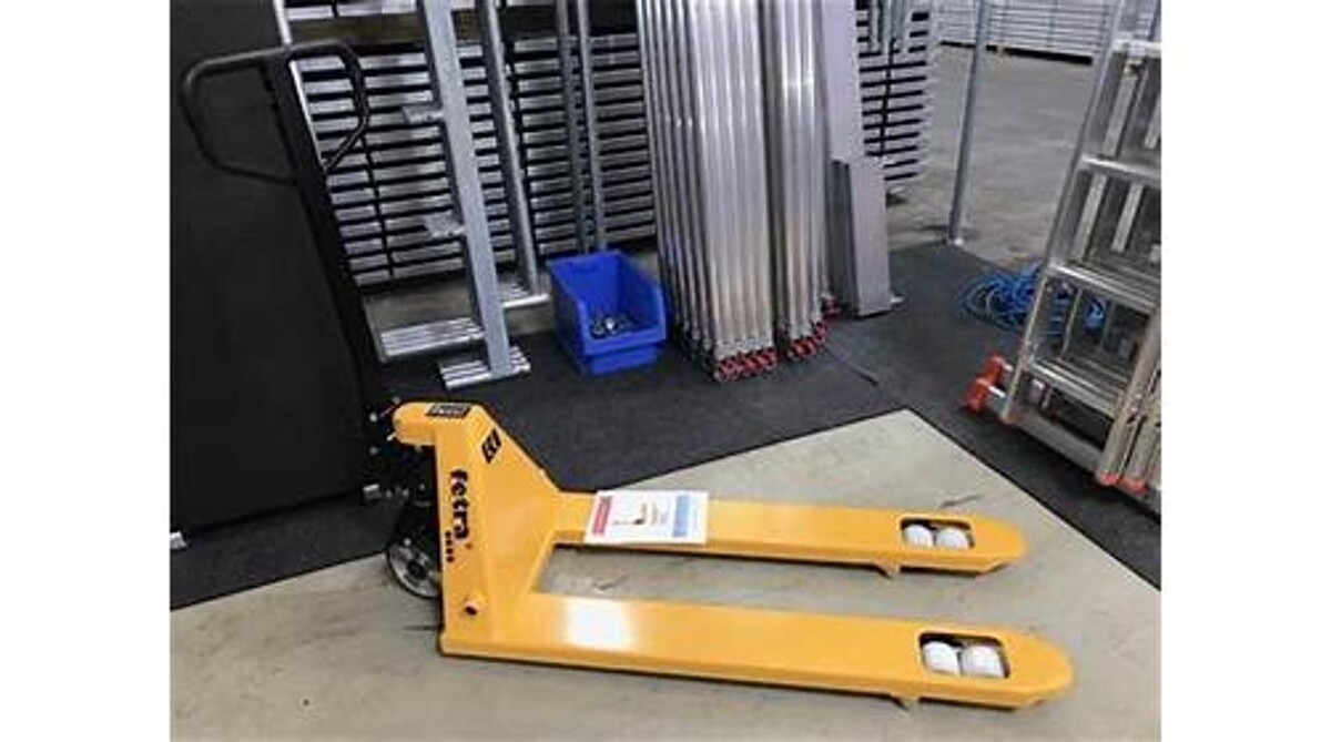 Bilder A-Z Gerüsthandel Inhaberin Stefanie Neeb