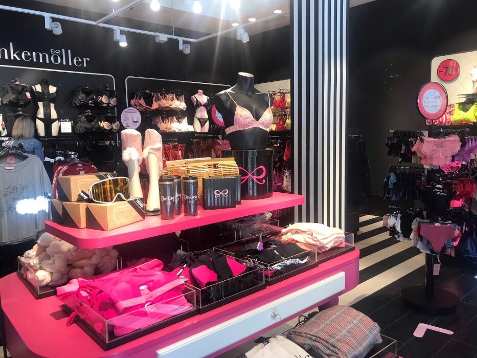 Bilder Hunkemöller Wertheim Village