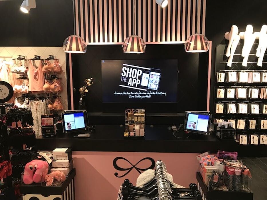 Bilder Hunkemöller Wertheim Village