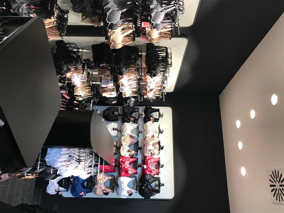 Bilder Hunkemöller Wertheim Village