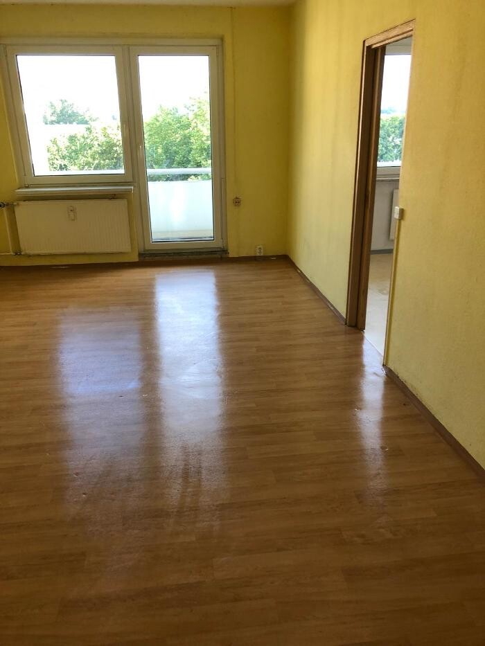 Bilder Der Transporter | Wohnungsauflösung Hausauflösungen Kellerräumung Entrümpelungen Schwerin