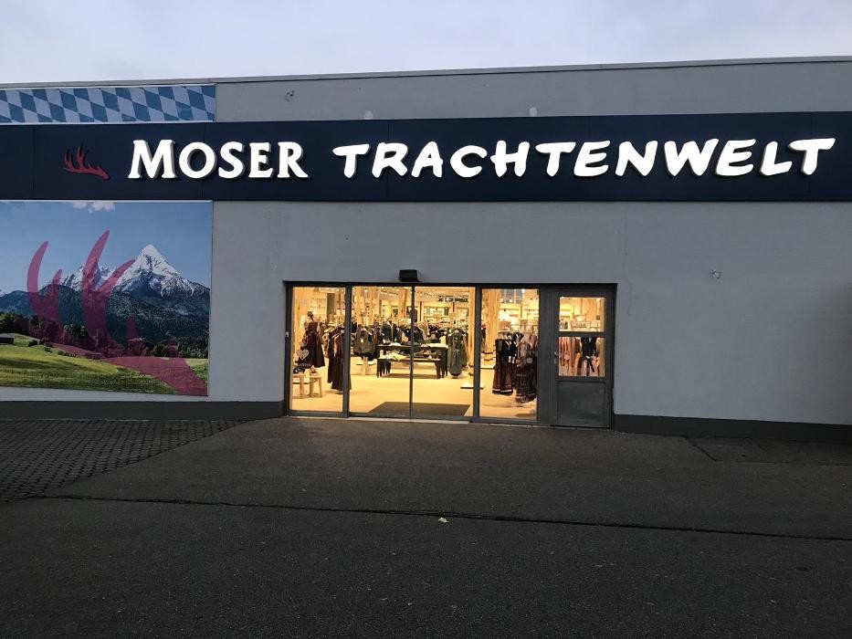 Bilder MOSER Trachtenwelt