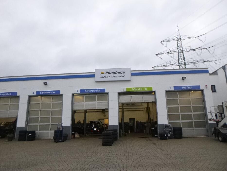 Bilder Pneuhage Reifen und Autoservice