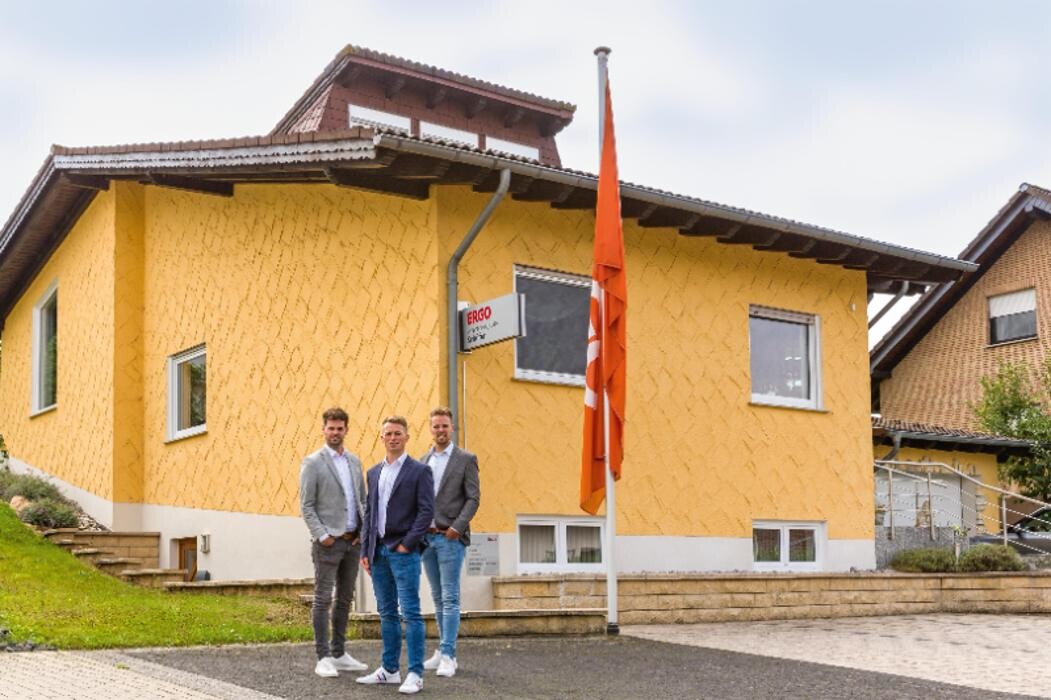 Bilder ERGO Versicherung Versicherungsbüro Schäfer