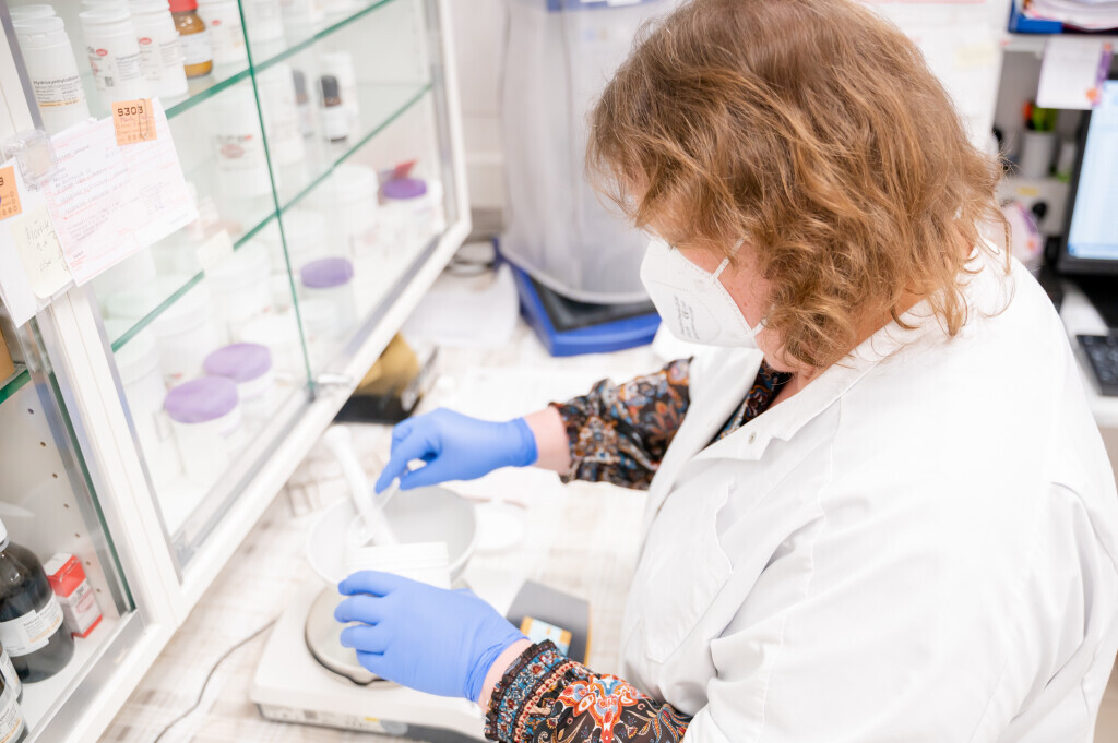 Bilder Alaska-Apotheke