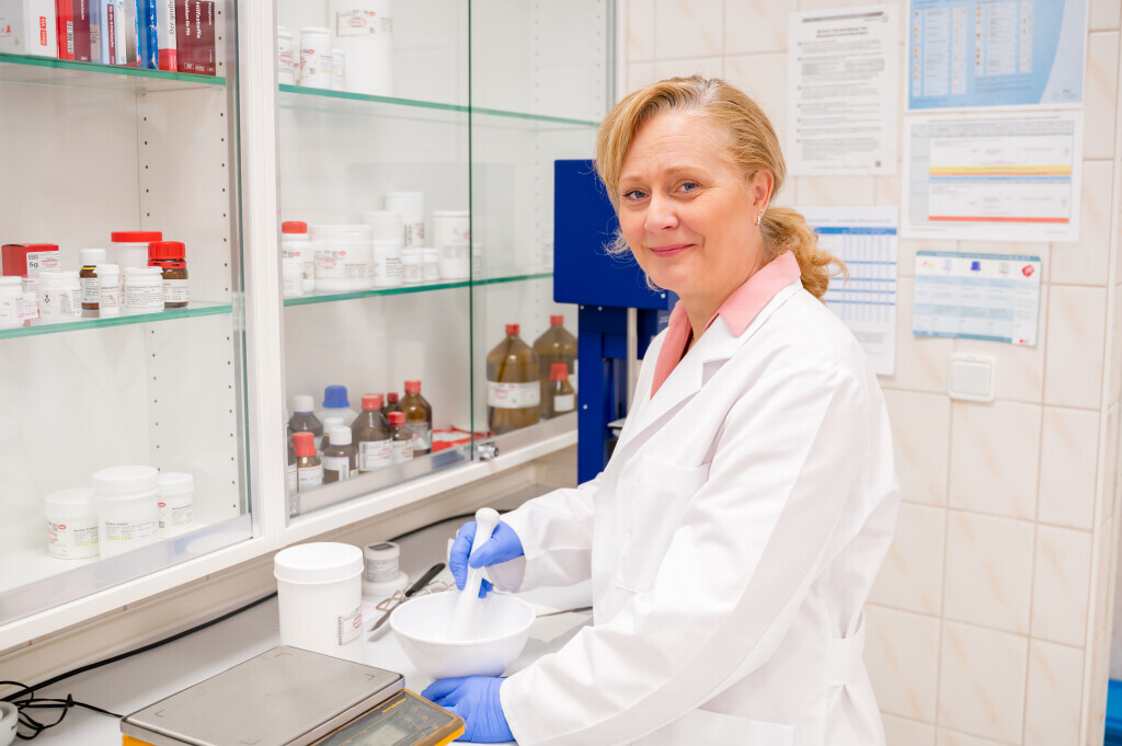 Bilder Alaska-Apotheke