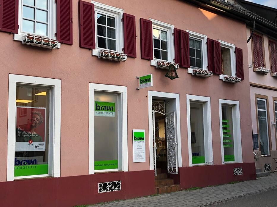 Bilder braun Hörgeräte Lahr