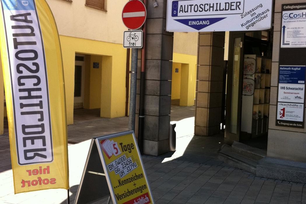 Bilder Autoschilder & Zulassungen Tönjes Altdorf