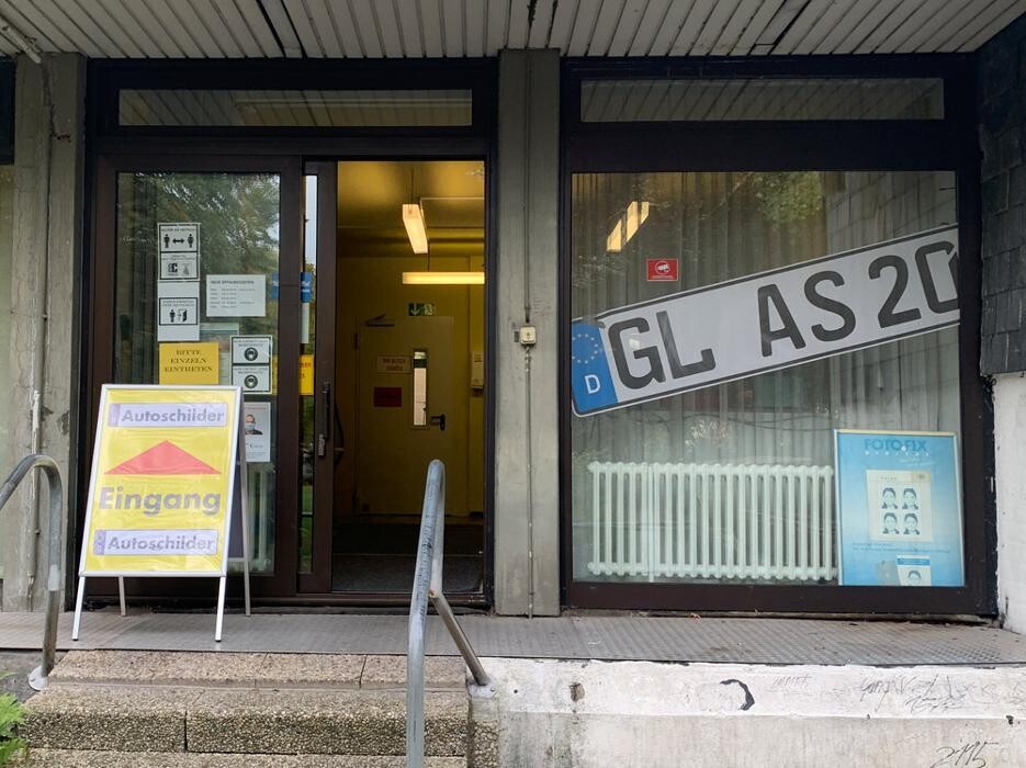 Bilder Autoschilder & Zulassungen Buffalo Leichlingen