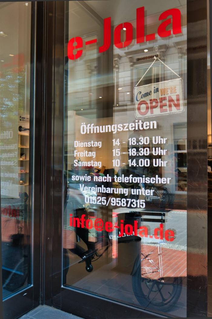 Bilder e-JoLa, der Fachhändler für e-Scooter im Ruhrgebiet