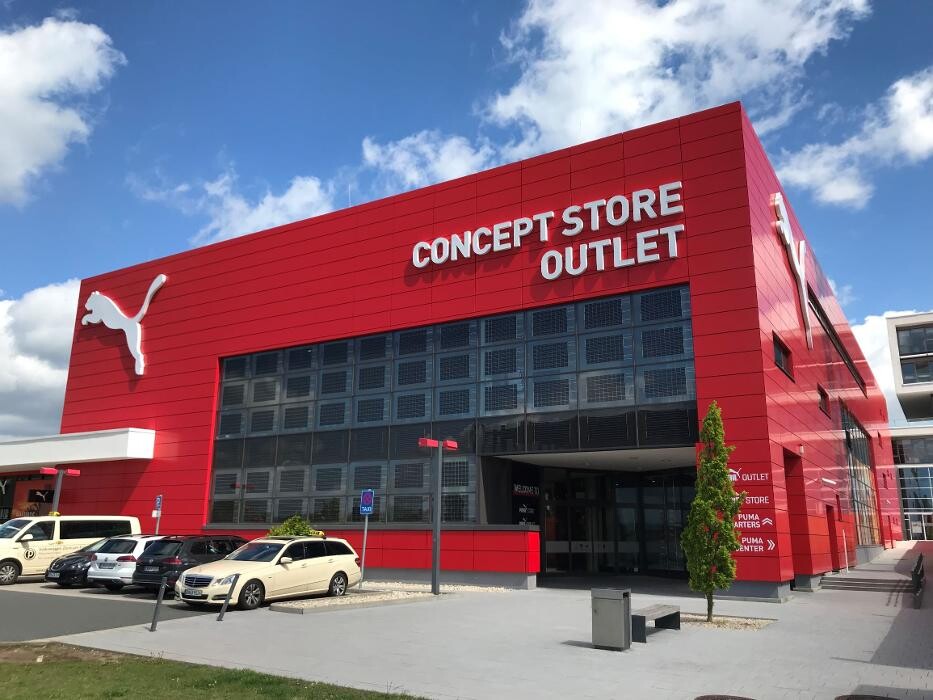 Bilder PUMA Outlet Herzogenaurach