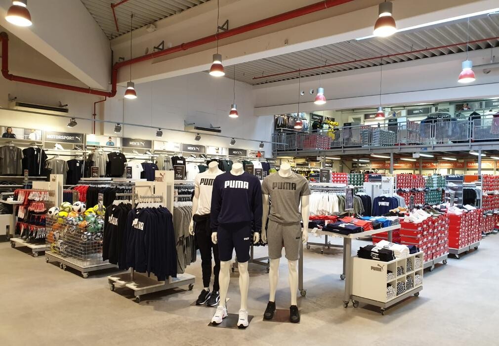 Bilder PUMA Outlet Elsendorf