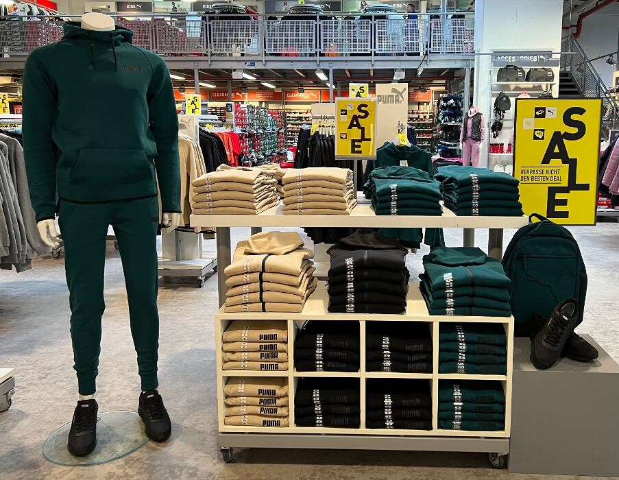 Bilder PUMA Outlet Elsendorf