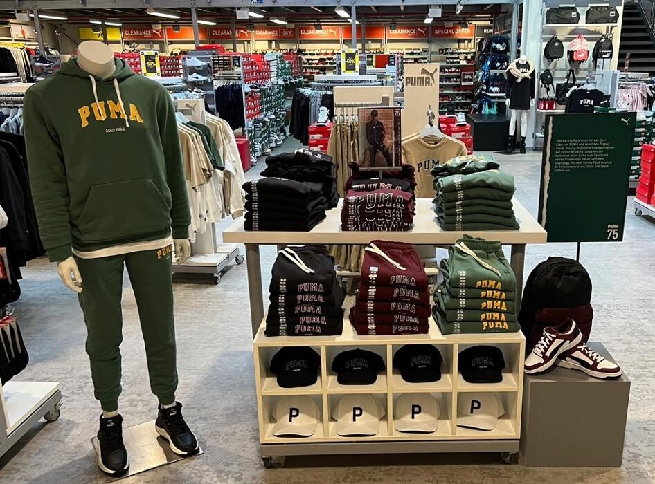 Bilder PUMA Outlet Elsendorf