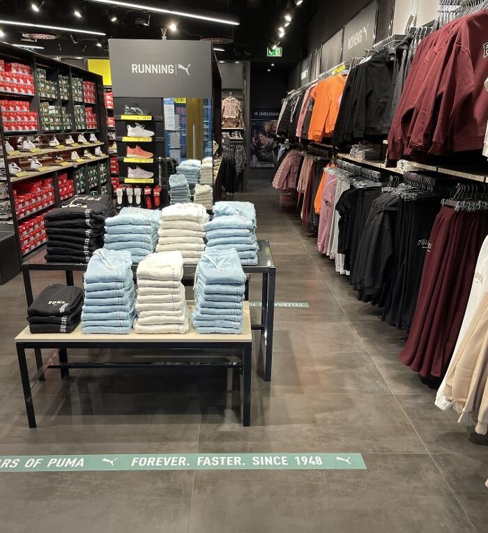 Bilder PUMA Outlet Soltau