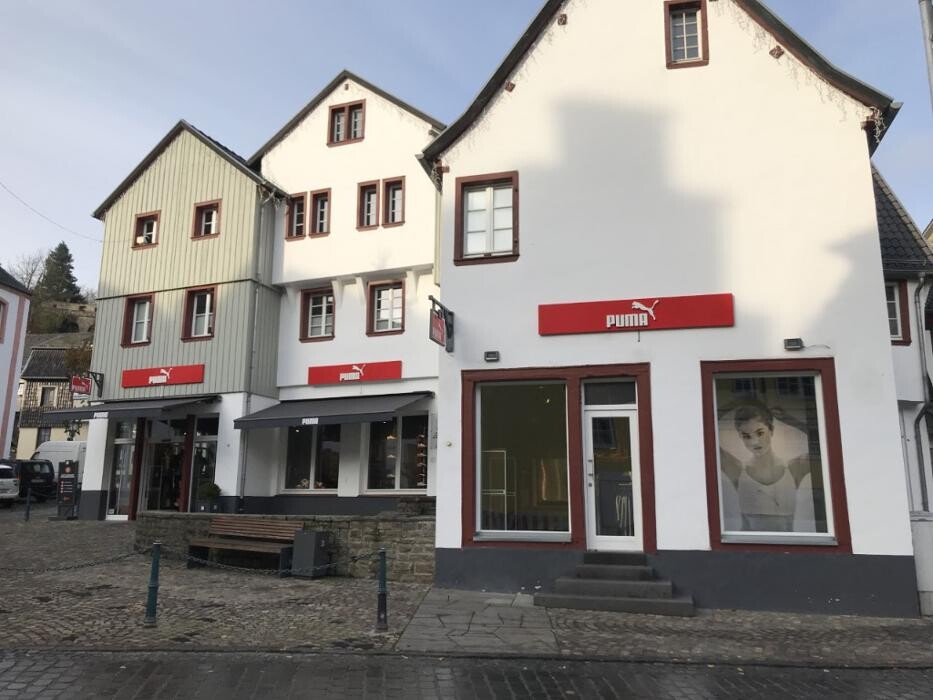Bilder PUMA Outlet Bad Münstereifel