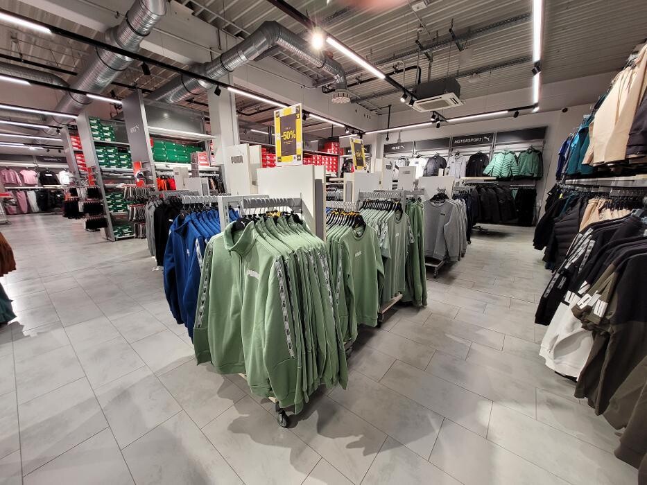 Bilder PUMA Outlet Neumünster