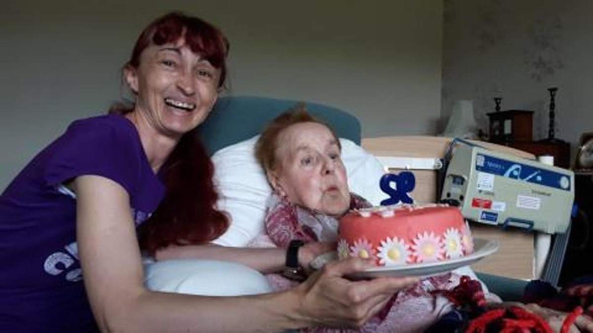 Bilder Betreuungsdienst WIR HELFEN - Sozialstation Bad Salzschlirf